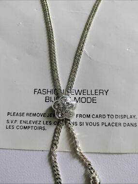 Silver Plated Tone Flower Slide Necklace - Silver